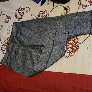 Victoria secret sport capri workout pants
